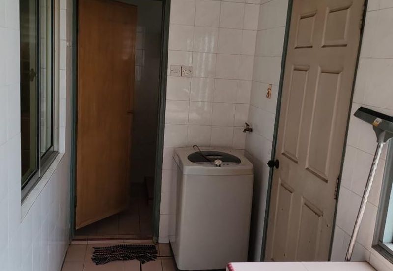 2 Storey Terrace House For Sale In Taman Rakyat Cheras, Renovated, Land 22x75, Good Condition