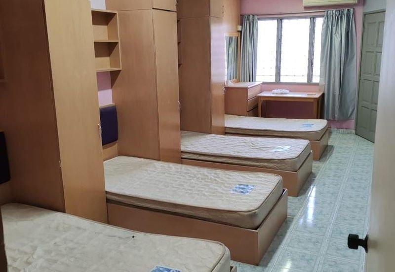 2 Storey Terrace House For Sale In Taman Rakyat Cheras, Renovated, Land 22x75, Good Condition