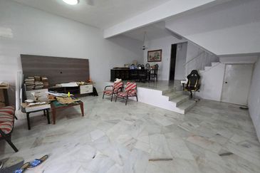 2 Storey Terrace House For Sale In Bandar Sungai Long 7, Gated Guarded Super Good Condition