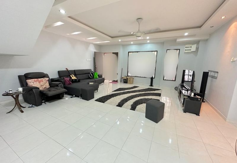 2 Storey Corner Terrace For Sale In Sungai Long, Renovated With Kitchen Extended, Gated Guarded Super Good Condition