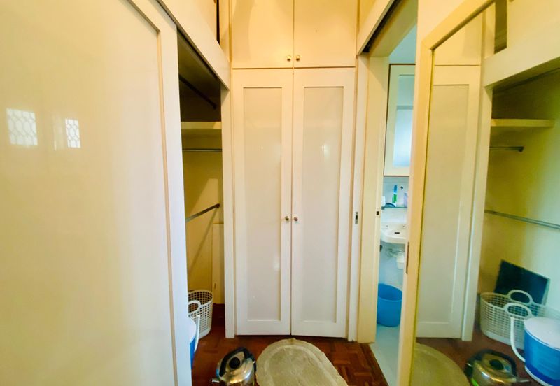 2 Storey Terrace House For Sale In Taman Desa, Super Big Size 22x100, No Facing House