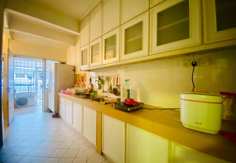 2 Storey Terrace House For Sale In Taman Desa, Super Big Size 22x100, No Facing House