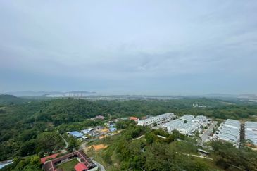 D'Cerrum Apartment @ Setia EcoHill