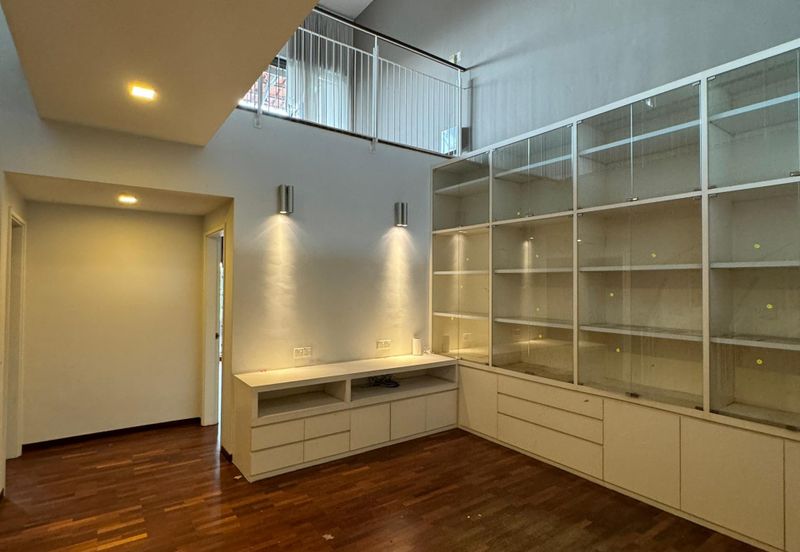 2 Storey Superlink Terrace For Sale In Taman Esplanad, Bukit Jalil, Freehold, Fully Renovated, Move In Condition, Strict Gated and Guarded