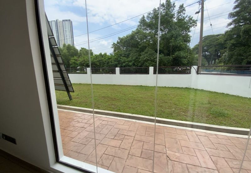 Happy Garden (Taman Gembira)