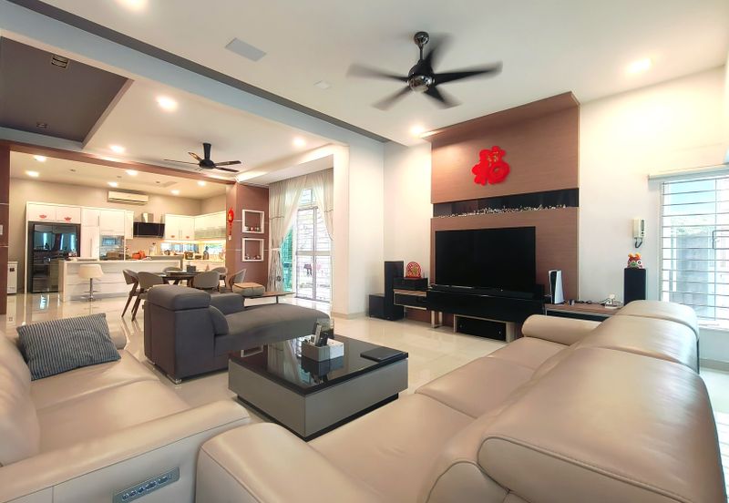 Happy Garden (Taman Gembira)