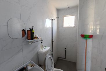 Pandan Mewah Heights Condominium