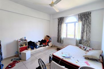 Pandan Mewah Heights Condominium