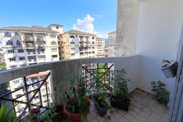 Pandan Mewah Heights Condominium