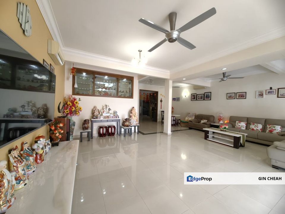 Duplex Townhouse For Sale In Taman Lagenda Mas Batu 9, Gated and Guarded, Freehold, Super Good Move In Condition, Selangor, Batu 9th Cheras