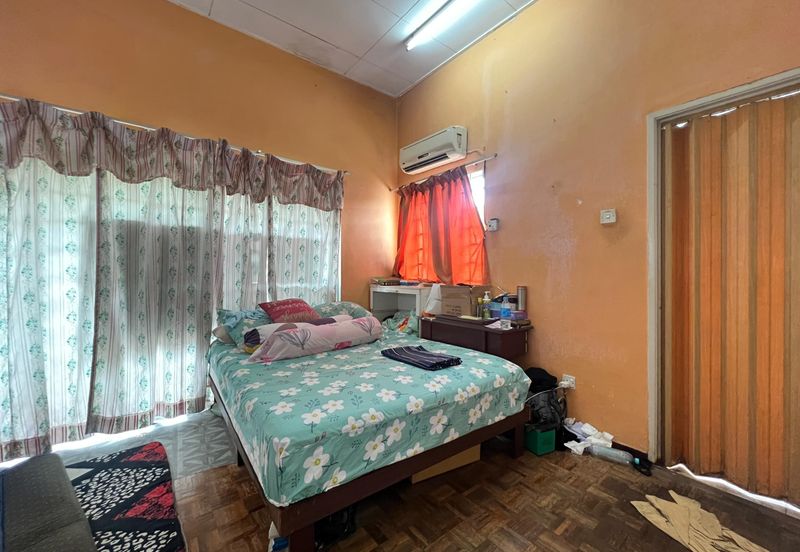 Bandar Tun Hussein Onn