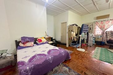 2 Storey Terrace House For Sale In SL7 Bandar Sungai Long, 20x67, Gated and Guarded, Freehold