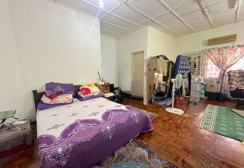 2 Storey Terrace House For Sale In SL7 Bandar Sungai Long, 20x67, Gated and Guarded, Freehold