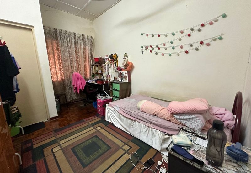 2 Storey Terrace House For Sale In SL7 Bandar Sungai Long, 20x67, Gated and Guarded, Freehold