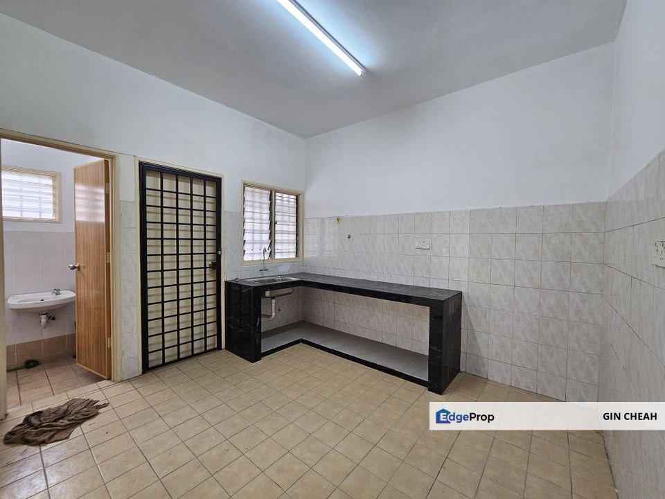 2 Storey Terrace House For Sale In Damai Rasa, Alam Damai, Newly Refurbished , Gated Guarded, Nice Environment, Kuala Lumpur, Cheras