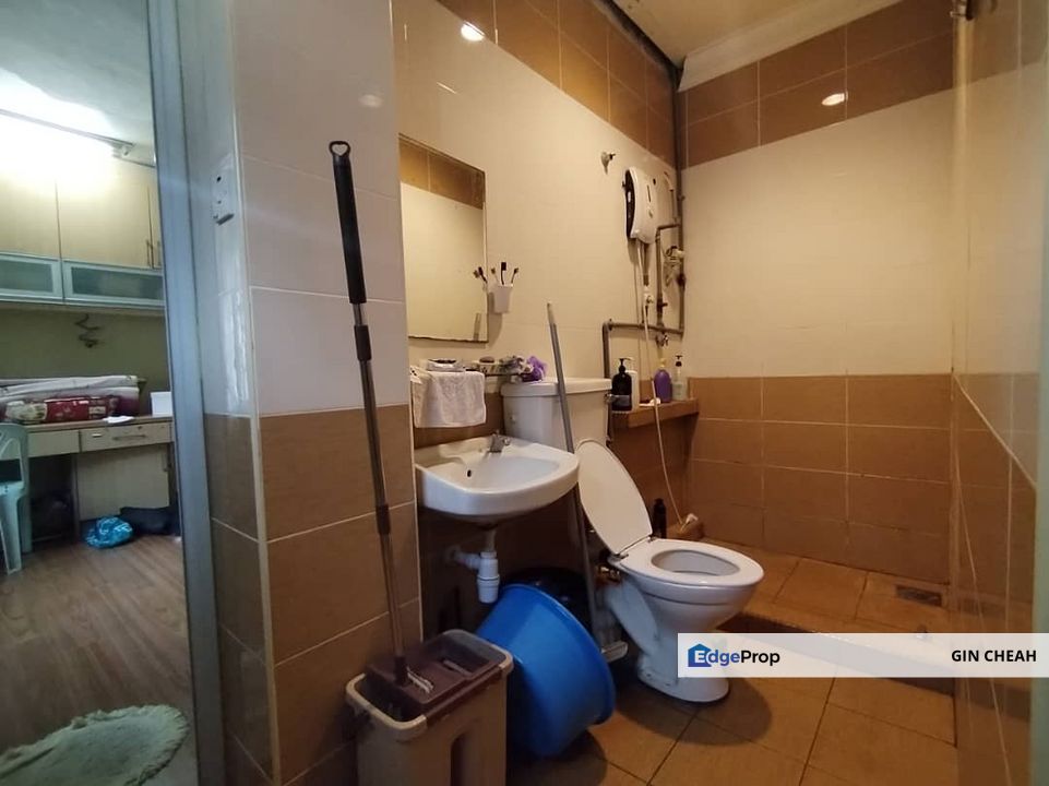 2 Storey Terrace House For Sale In Damai Jasa, Alam Damai, Facing Open, Gated Guarded, Fully Extended, Kuala Lumpur, Cheras