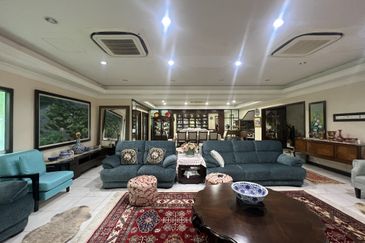 Bandar Tun Hussein Onn