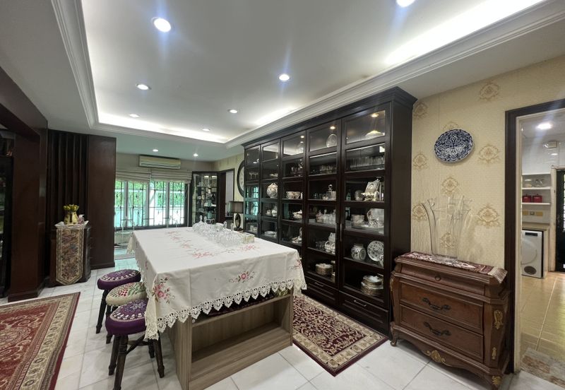 Bandar Tun Hussein Onn