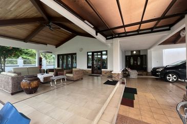 Bandar Tun Hussein Onn