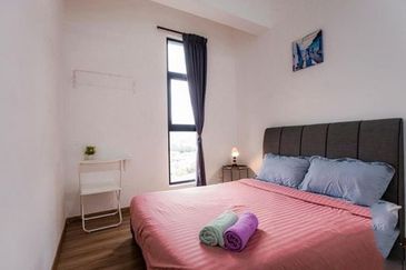 THE COVE HILLSIDE RESIDENCE