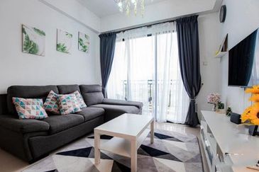 THE COVE HILLSIDE RESIDENCE