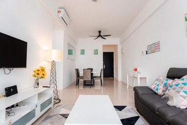 THE COVE HILLSIDE RESIDENCE