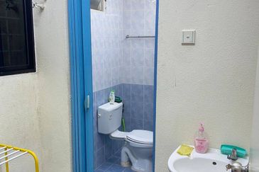 Permai Lake View Apartments