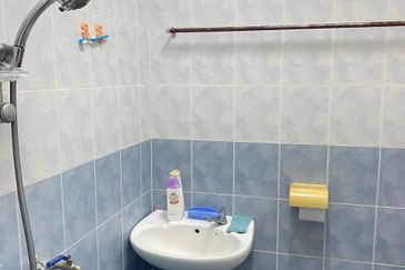 Permai Lake View Apartments