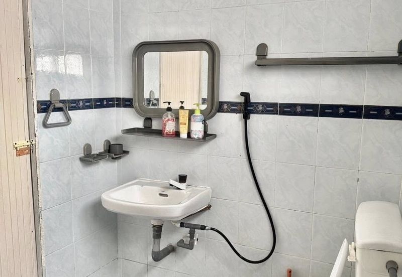 TAMAN ANJUNG BERCHAM MEGAH