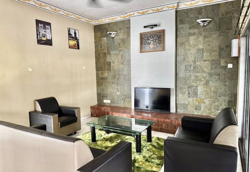 TAMAN ANJUNG BERCHAM MEGAH