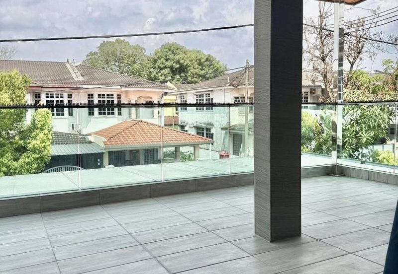 TAMAN ANJUNG BERCHAM MEGAH