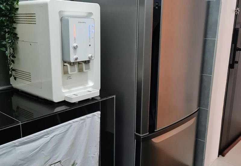 THE COVE HILLSIDE RESIDENCE