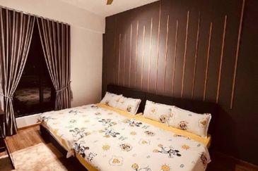 THE COVE HILLSIDE RESIDENCE