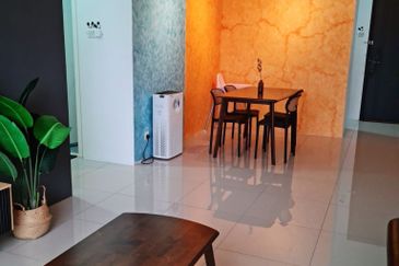 THE COVE HILLSIDE RESIDENCE