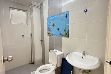 CASA RESIDENCES, CHEMOR