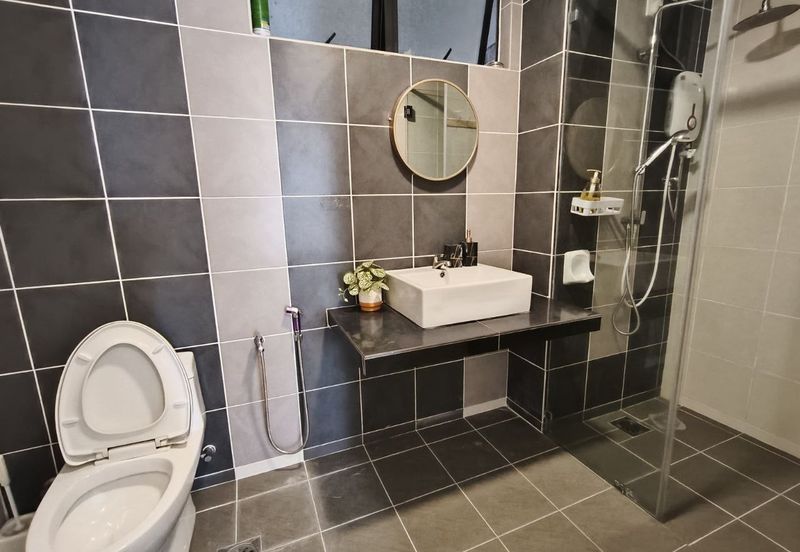 Upper East @ Tiger Lane