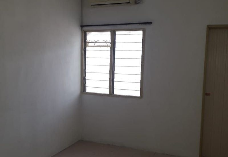 TAMAN ANJUNG BERCHAM MEGAH