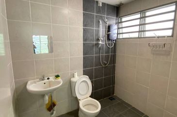 Pangsapuri Seri Tecoma