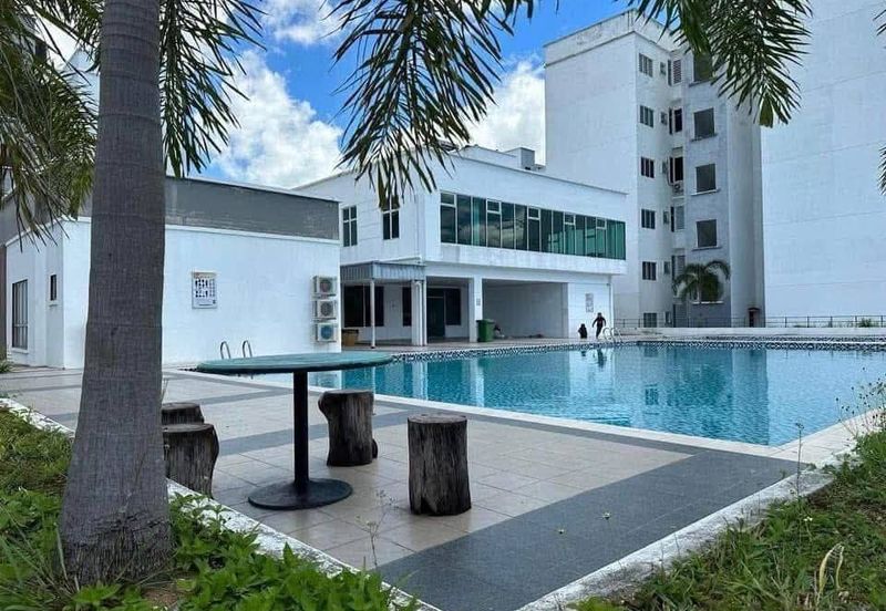 CASA RESIDENCES, CHEMOR