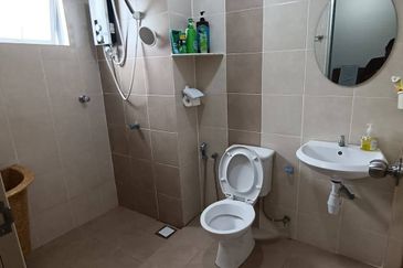 CASA RESIDENCES, CHEMOR