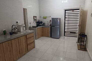 CASA RESIDENCES, CHEMOR