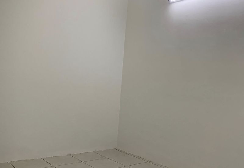 DESA LAHAT SRI -WANG