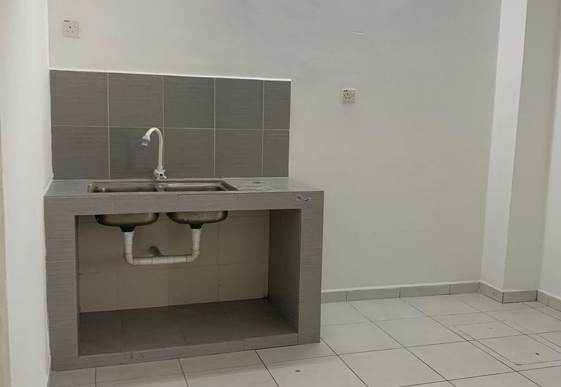 DESA LAHAT SRI -WANG