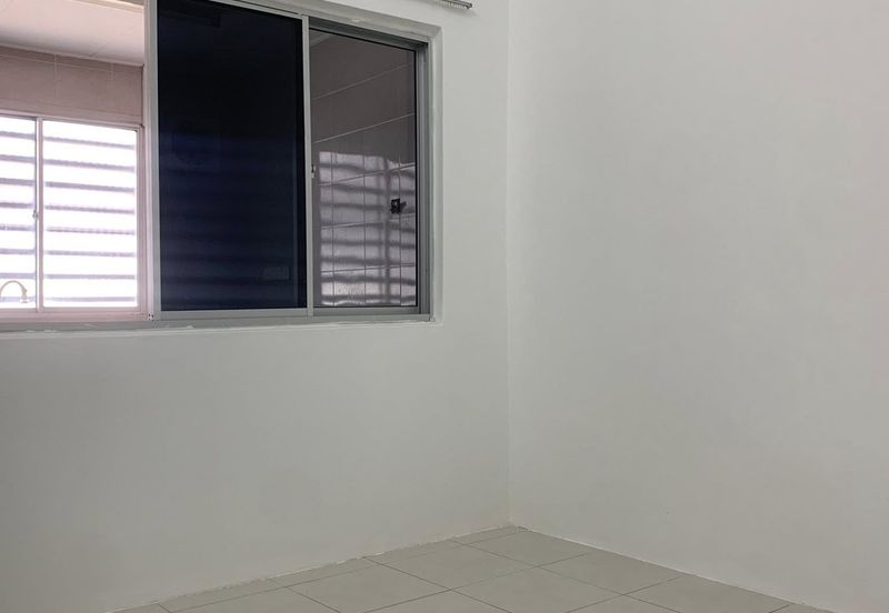 DESA LAHAT SRI -WANG