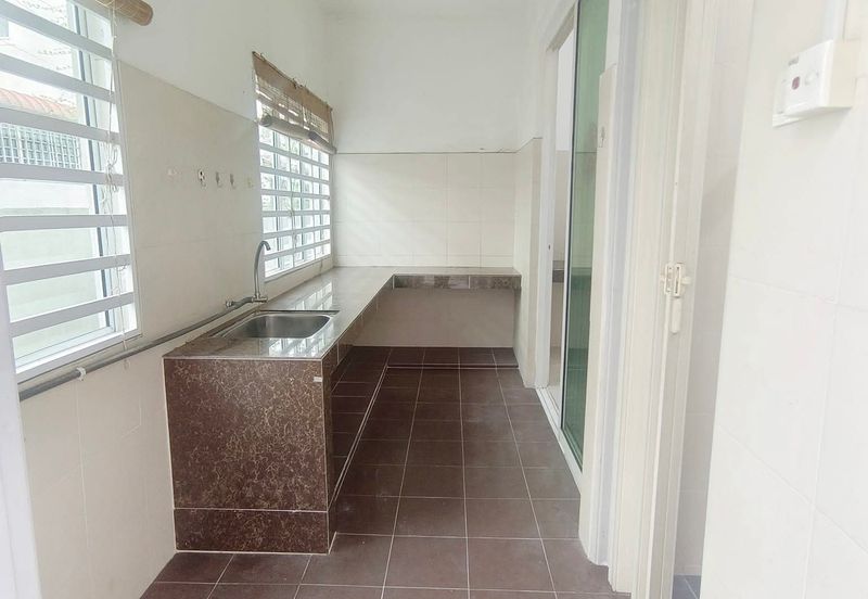 Taman Pengkalan Precinct 18