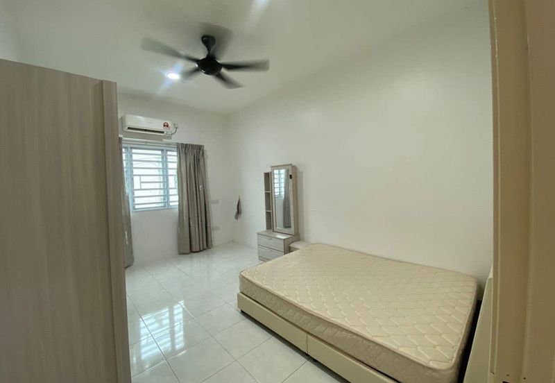 ANJUNG BERCHAM UTAMA