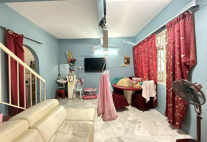 TAMAN RASI, MENGLEMBU