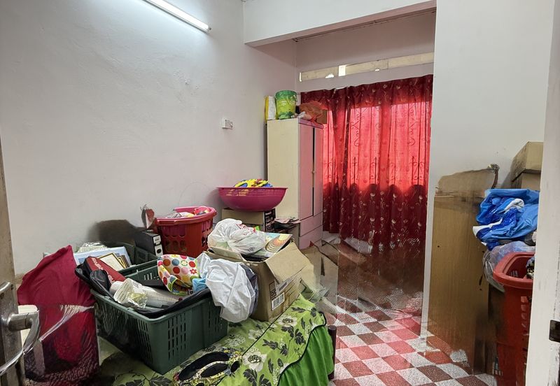 TAMAN RASI, MENGLEMBU