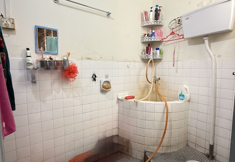 TAMAN RASI, MENGLEMBU