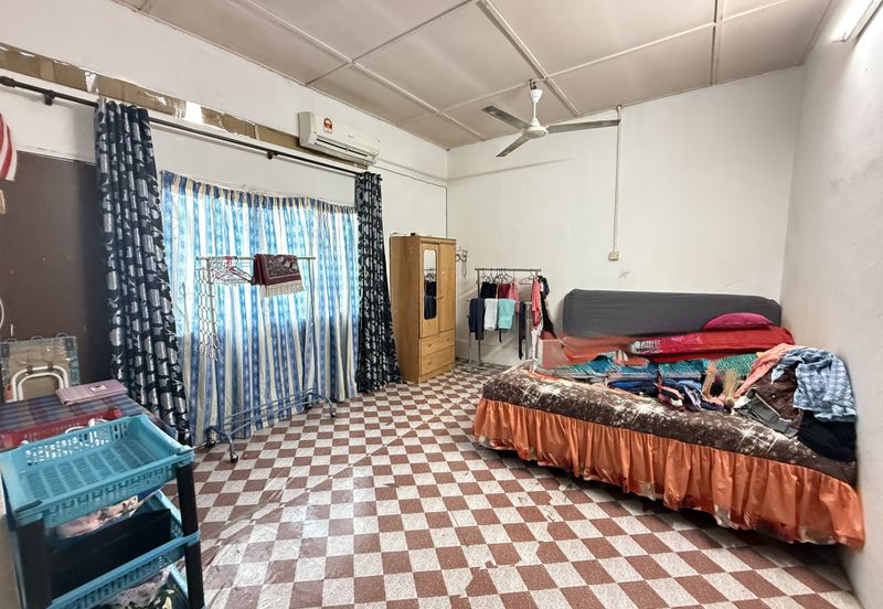 TAMAN RASI, MENGLEMBU